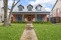 Building Photo - 2420 Nottingham St