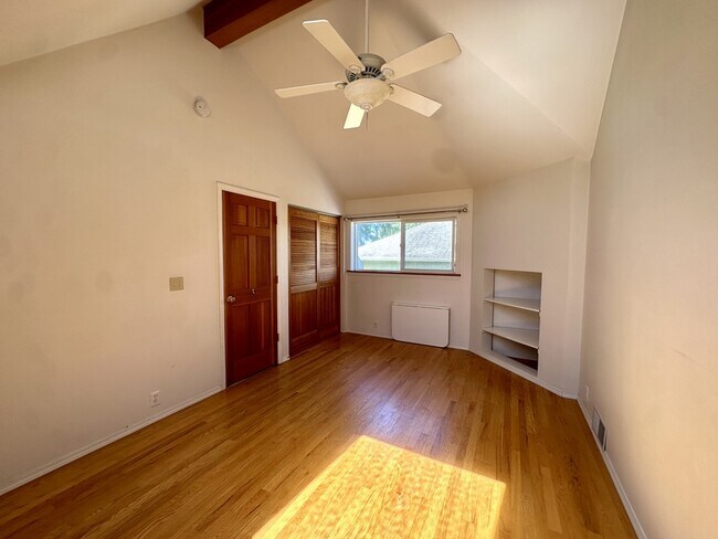 Building Photo - 3114 W Elmore St