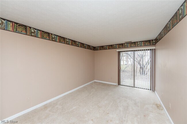 Building Photo - 3265 Mayfield Rd