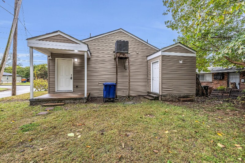 Building Photo - 2007 Wilson St