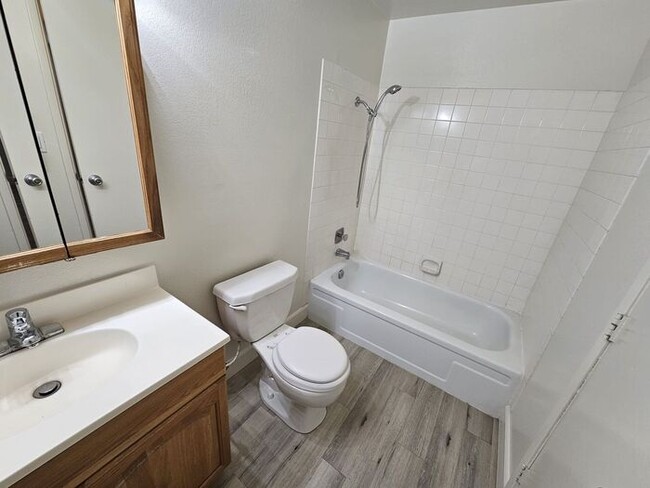 Building Photo - 3 Bedroom 2 Bath 2 Car Garage home in the ...