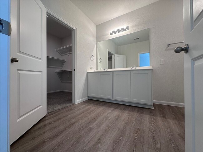 Building Photo - 4731 N Star Trl