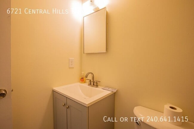 Building Photo - 6721 Central Hills Terrace