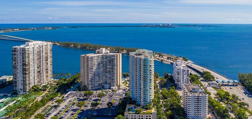 Primary Photo - 2475 Brickell Ave