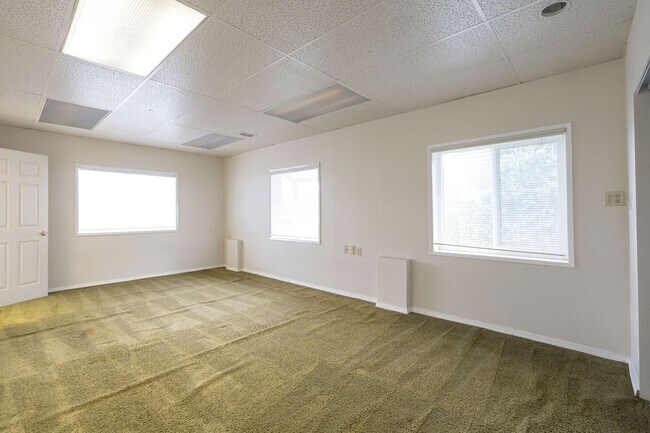 Building Photo - Seward Park