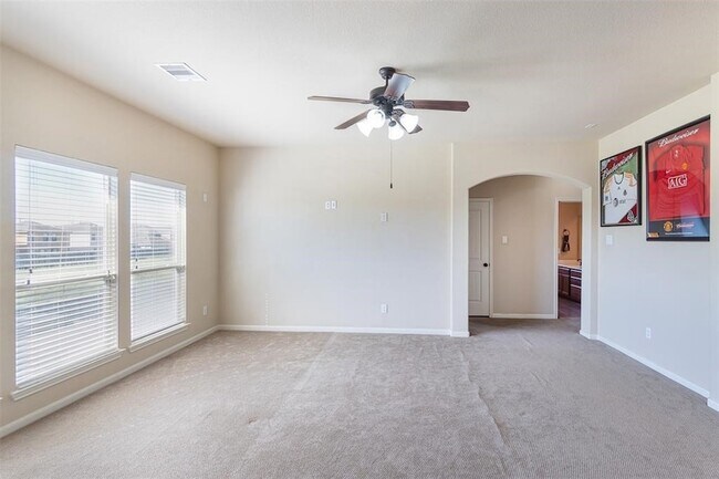 Building Photo - 18311 Red Oak Manor Ln
