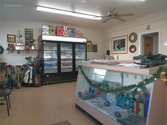 Building Photo - 2320 Brisbane St