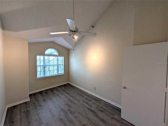 Building Photo - 3002 W Cleveland St