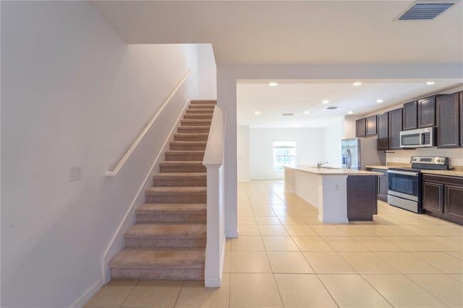 Building Photo - 109 Claire Ln