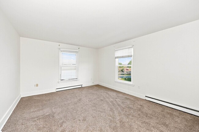 Building Photo - 38-42 E. Xenia Avenue