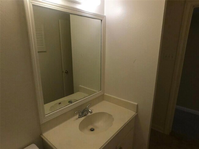 Building Photo - 5212 Arboles Dr