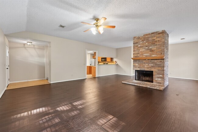 Building Photo - 13514 Clayton Hill Dr