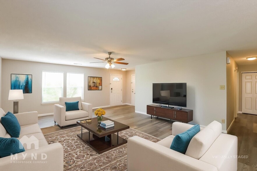 Building Photo - 8842 Story Dr