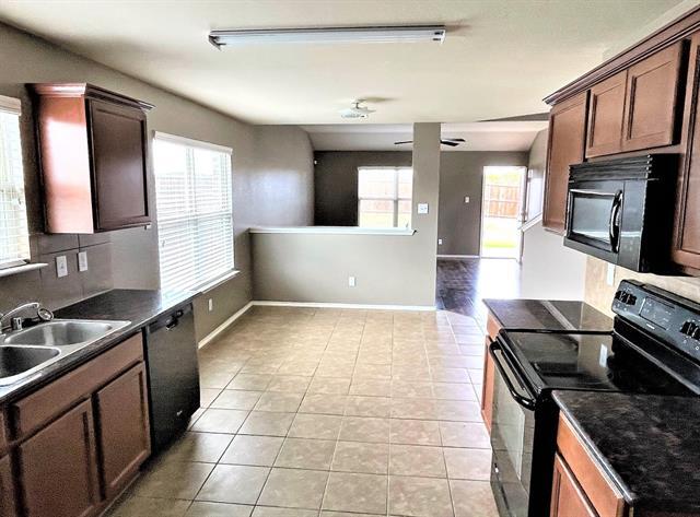 Building Photo - 208 Dye Dr