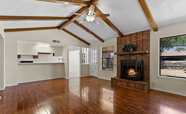 Building Photo - 3208 Tomahawk St