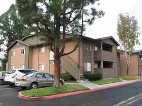 Building Photo - 517 Calle Montecito