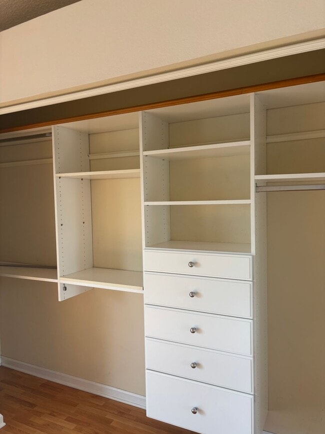 Building Photo - All Upgraded Townhome In Cherokee Canyon Gated Complex