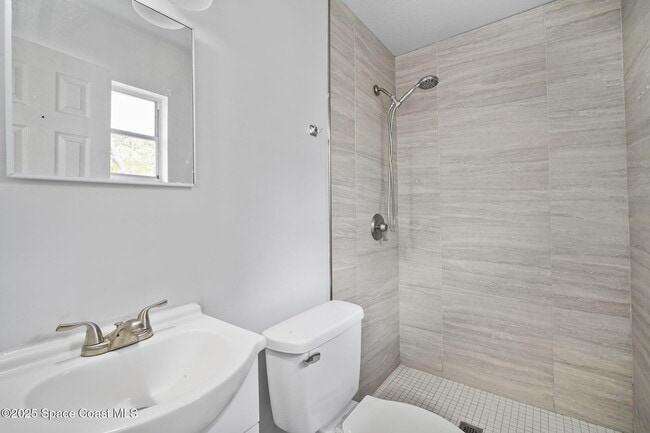 Building Photo - 93 Prospect Ave