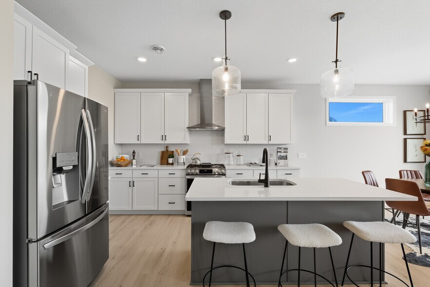 Building Photo - 3468 Knightsbridge Trl N