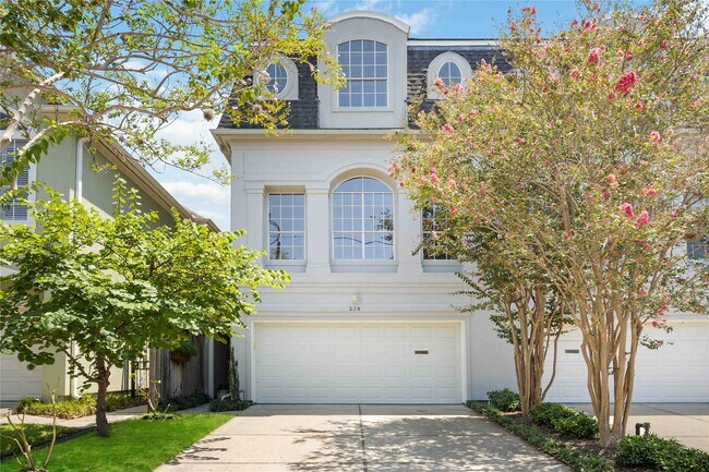 Primary Photo - 224 Birdsall St