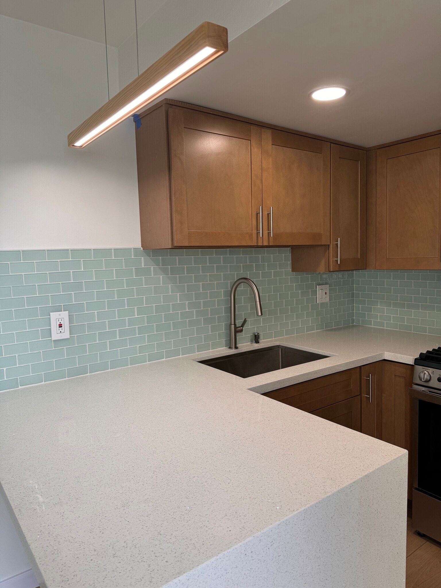 Building Photo - 215 El Porto St