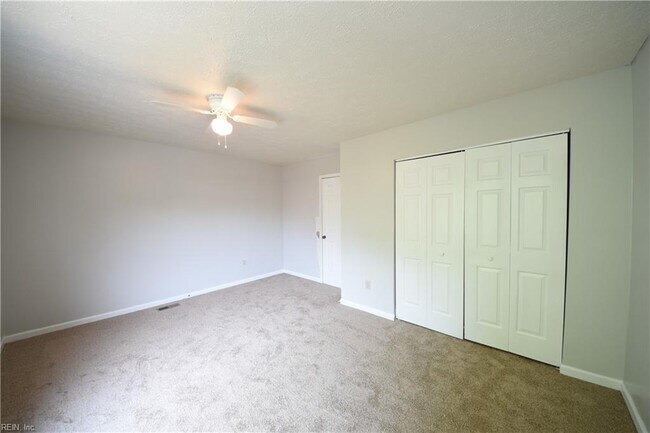 Building Photo - 313 Gaylor Ln