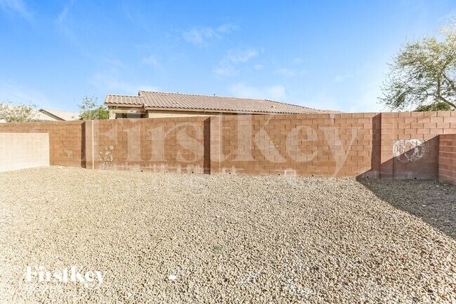 Building Photo - 3220 W La Madre Way