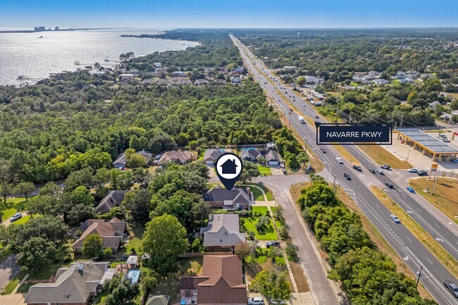 Building Photo - Beautifully Updated Home in Navarre!