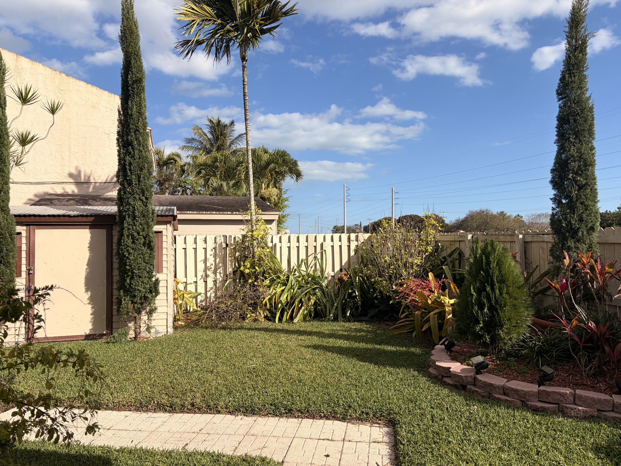 Building Photo - 9252 SW 136th Street Cir