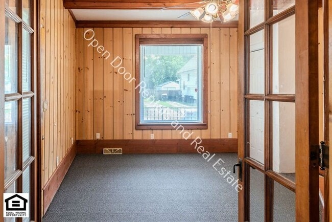 Building Photo - 3112 Thompson Ave