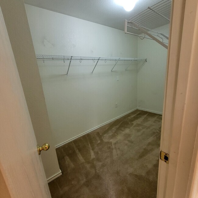 Building Photo - 6046 Bear Meadow