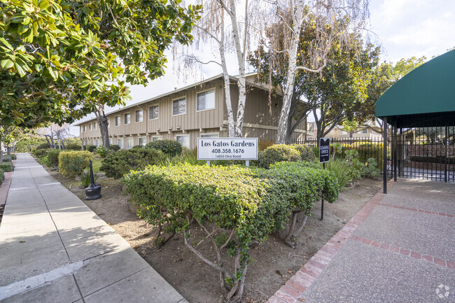 Building Photo - Los Gatos Gardens