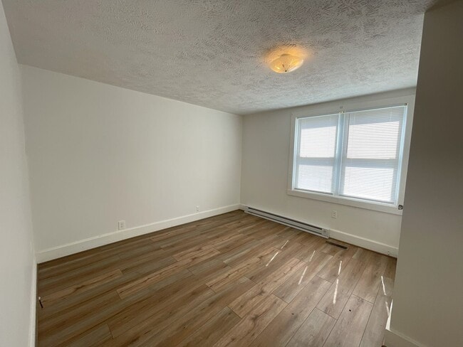 Building Photo - 5350 NC-194