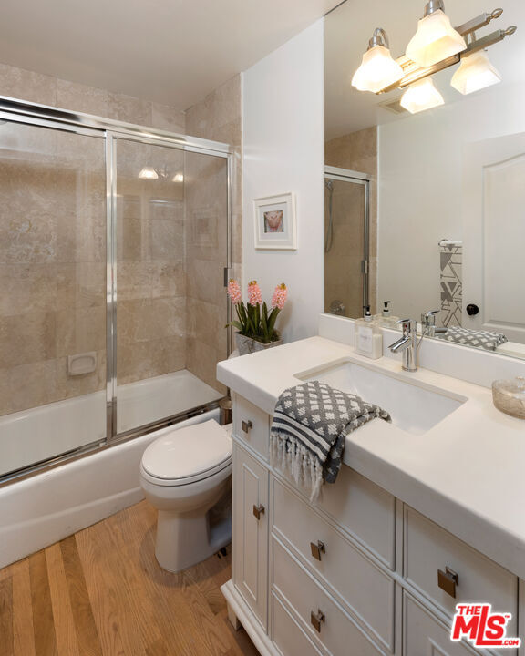 Building Photo - 4513 Tobias Ave