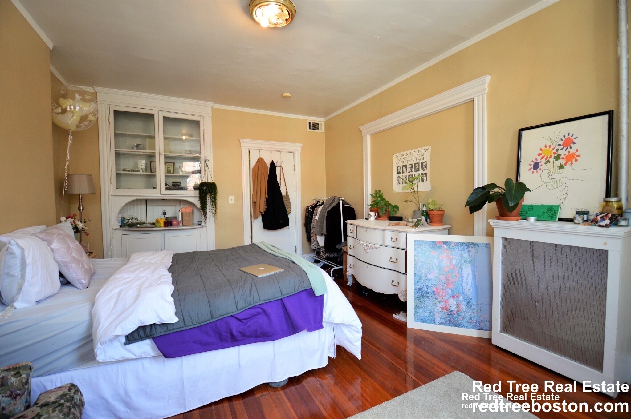 Building Photo - 10 Strathmore Rd