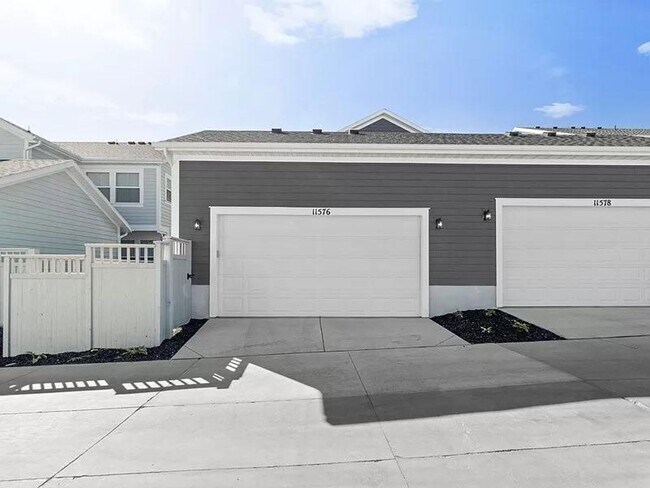 Building Photo - 11576 Dorian Dr