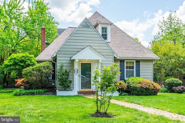 Building Photo - 4350 River Rd NW