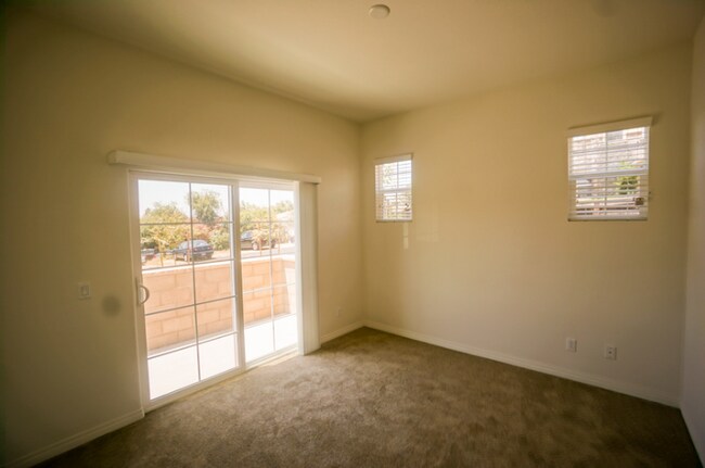 Building Photo - 7382 La Mesita Pl