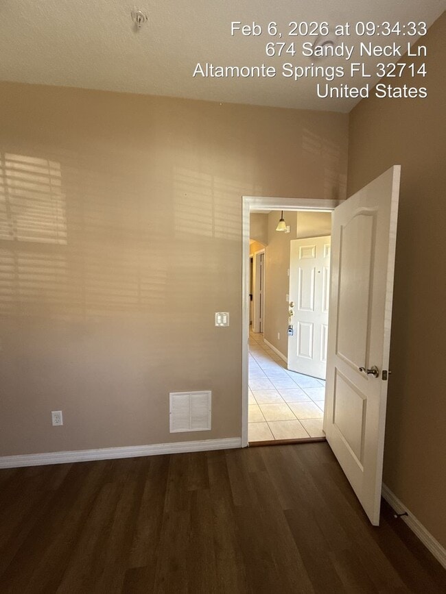 Building Photo - 673 Sandy Neck Ln