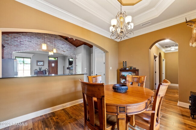 Building Photo - 126 Heathwood Dr