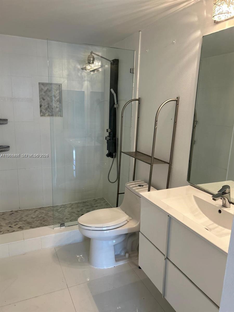 Building Photo - 701 Brickell Key Blvd