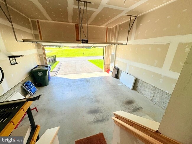 Building Photo - 1717 Evansberry Dr