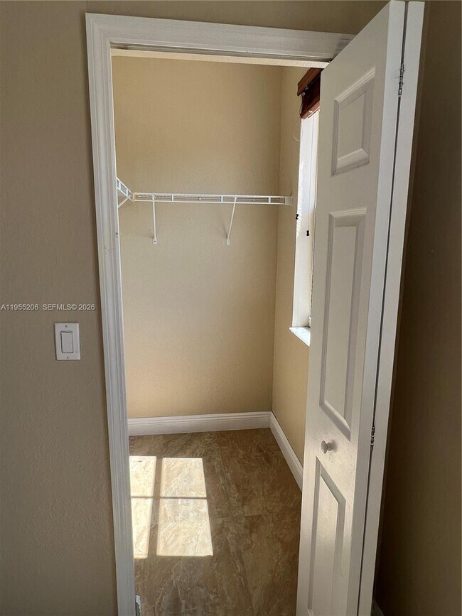 Building Photo - 15389 SW 90th Terrace