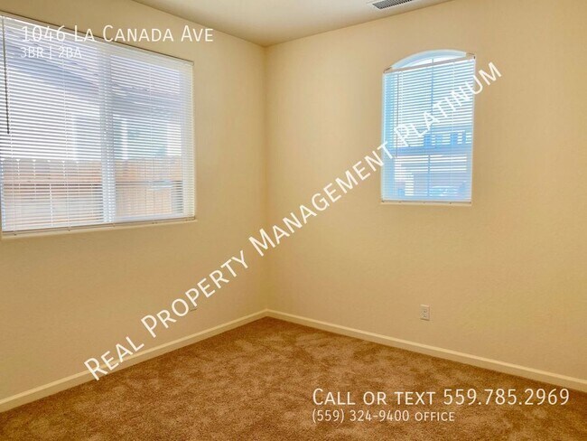 Building Photo - 1046 La Canada Ave