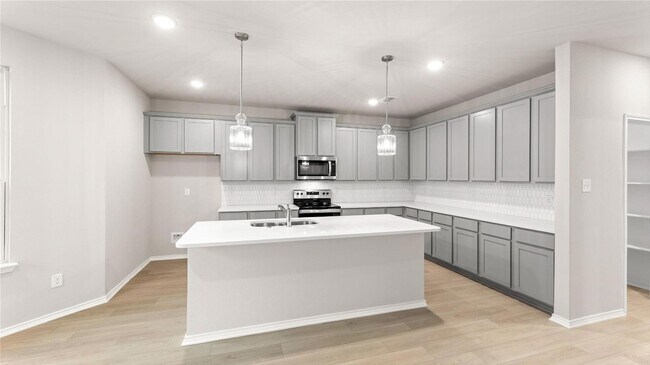 Building Photo - 5908 Revere Dr