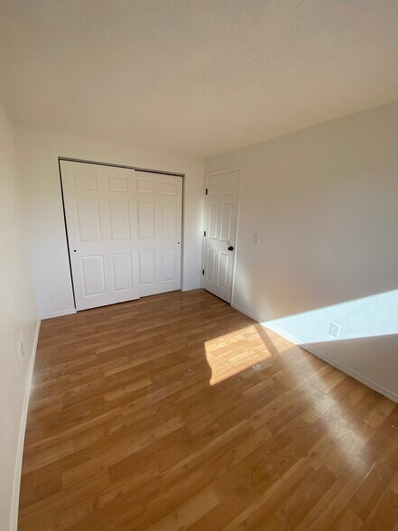 Building Photo - 1101 Hughes St