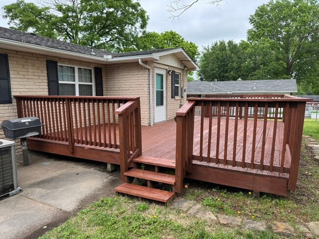 Building Photo - 407 Morris St