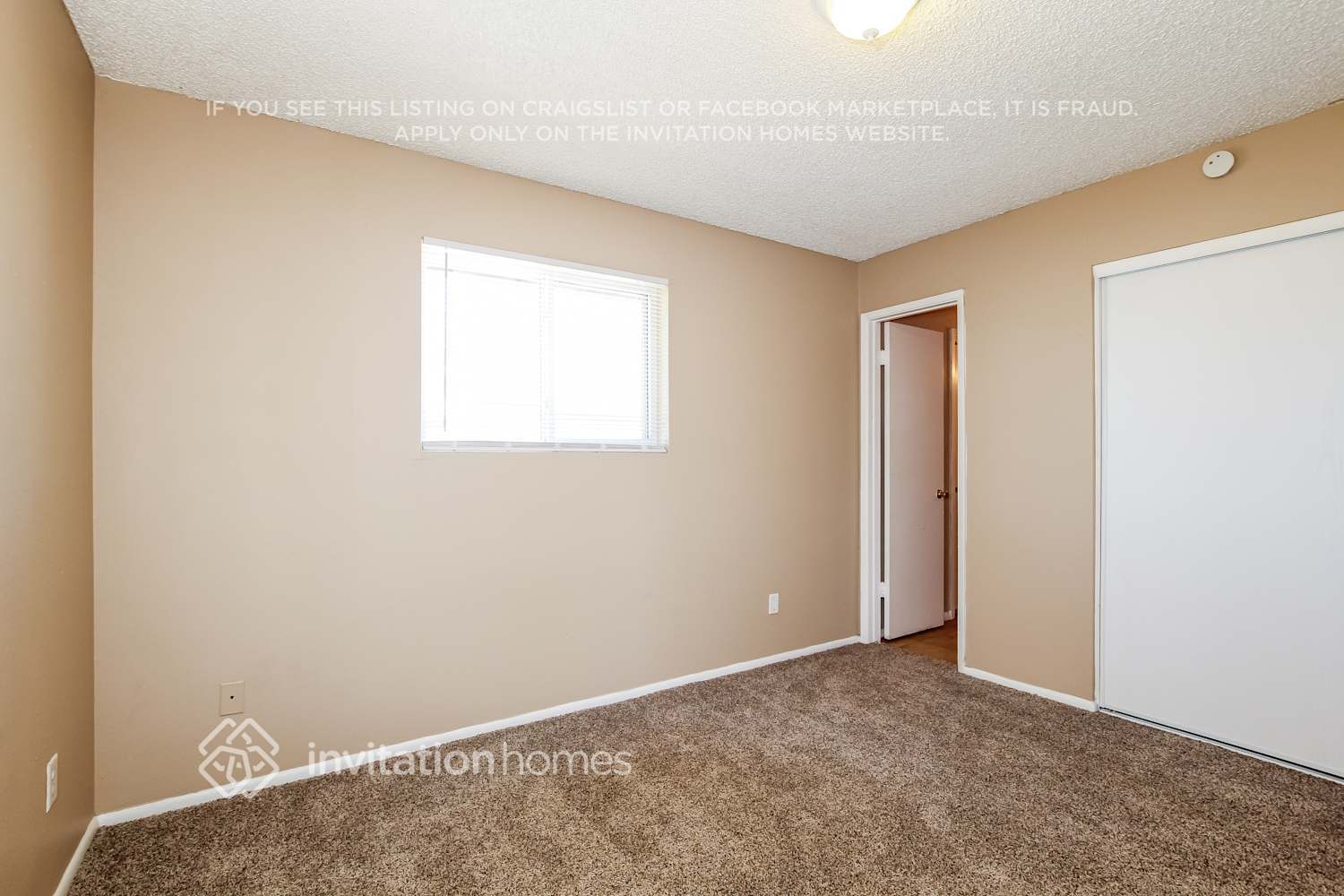 Building Photo - 4422 W Sanna St