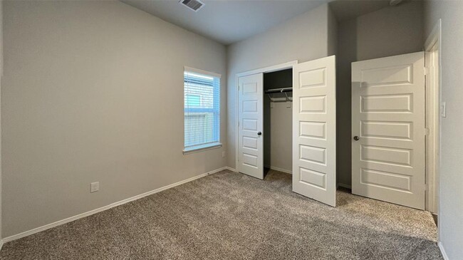 Building Photo - 23239 Wise Walk Dr