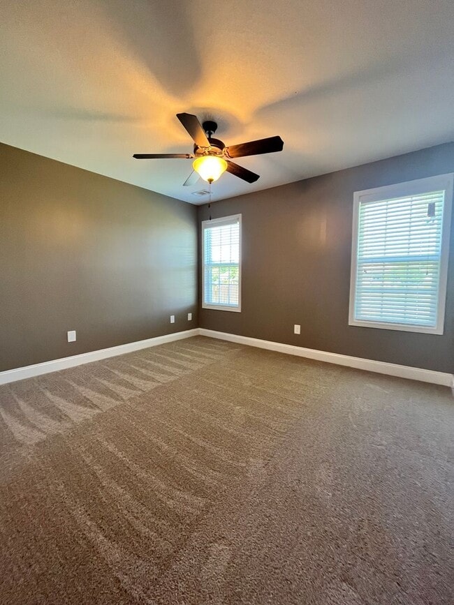 Building Photo - 114 Berkley Cir